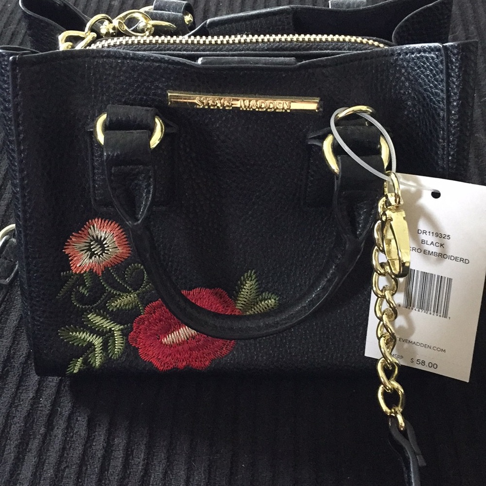 Black Steve Madden purse!